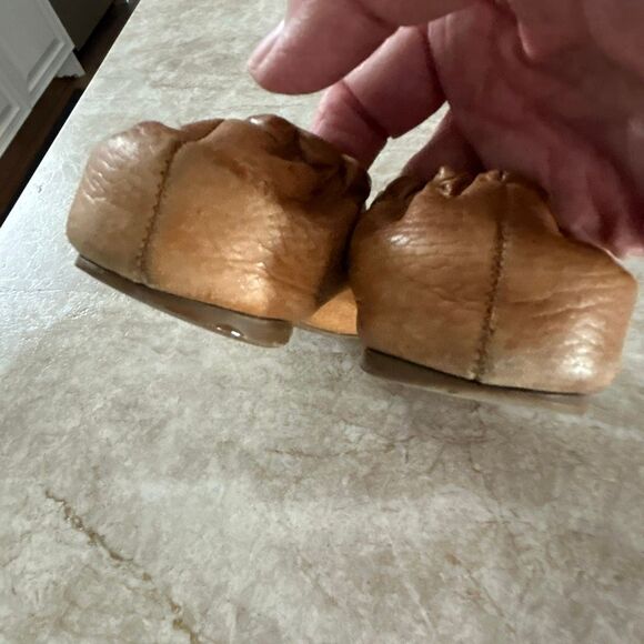 TORY BURCH Tan Ballet Flats - Picture 5 of 5